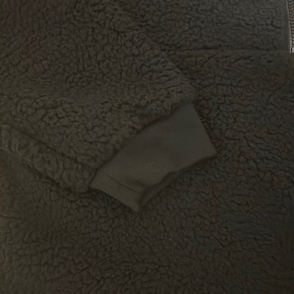 NWT PINK Victoria’s Secret Varsity Sherpa Half-Zip Pullover - Picture 3 of 6